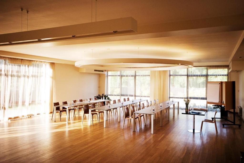 Hotel Xcelsus, Free Parking Rāmava Zewnętrze zdjęcie